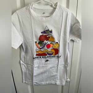 Kids nike tshirt
